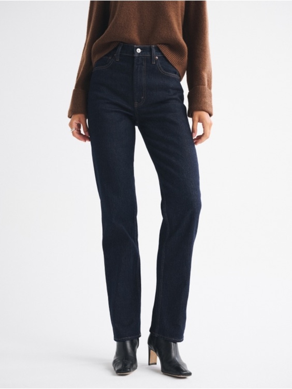 Ultra High Rise 90s Straight Jean